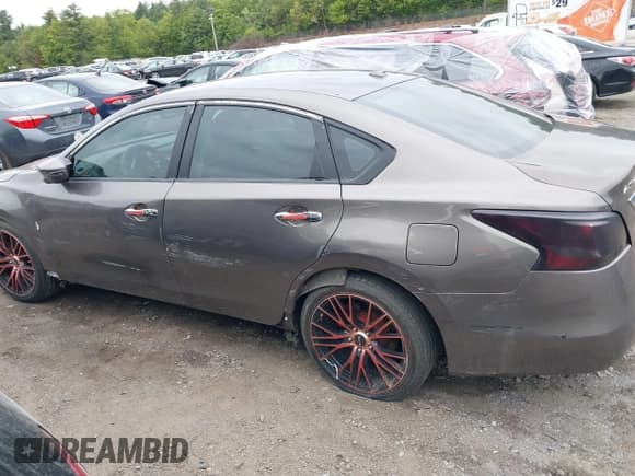 ✅ 2014 Nissan Altima SL • VIN: 1N4AL3AP6EC424173 • Lot: 42277055. Listed on IAAI with 125,043 mi. Free auction sales archive from the USA and detailed vehicle history report at DreamBid. Image 14.