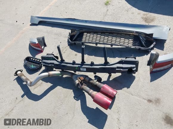 ✅ 2022 Kia Stinger GT1 • VIN: KNAE45LC9N6110754 • Lot: 42718076. Wystawiony na IAAI z przebiegiem 47 228 mil. Bezpłatny archiwum sprzedaży aukcyjnych z USA i szczegółowy raport historii pojazdu na DreamBid. Zdjęcie 12.