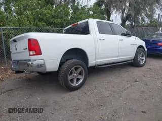 ✅ 2010 Dodge 1500 SLT • VIN: 1D7RV1CT2AS260948 • Lot: 41587750. Wystawiony na IAAI z przebiegiem 193 505 mil. Bezpłatny archiwum sprzedaży aukcyjnych z USA i szczegółowy raport historii pojazdu na DreamBid. Zdjęcie 4.