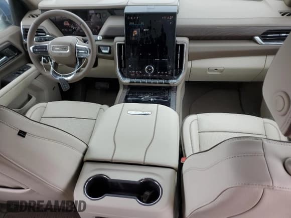 ✅ 2025 GMC Yukon Denali • VIN: 1GKS2DRL1SR247179 • Лот: 71278315. Опубликован ранее на Copart с пробегом 7 230 миль. Бесплатный доступ к архиву аукционных продаж из США и подробный отчёт об истории автомобиля на DreamBid. Изображение 8.