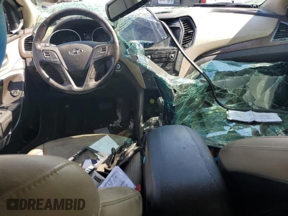 ✅ 2018 Hyundai Santa Fe 2.0T • VIN: 5XYZU4LA4JG529079 • Лот: 81975085. Опубликован ранее на Copart с пробегом 164 631 миль. Бесплатный доступ к архиву аукционных продаж из США и подробный отчёт об истории автомобиля на DreamBid. Изображение 8.