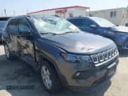 ✅ 2022 Jeep Compass Latitude • VIN: 3C4NJCBB0NT139820 • Lot: 42640543. Listed on IAAI with 51,196 mi. Free auction sales archive from the USA and detailed vehicle history report at DreamBid. Image 6.