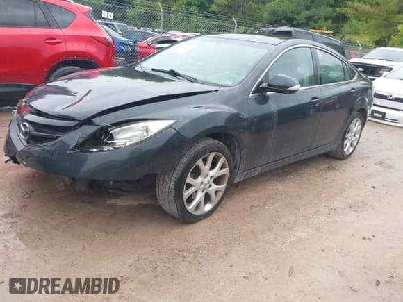 ✅ 2013 Mazda 6 i Touring Plus • VIN: 1YVHZ8EHXD5M12743 • Lot: 42365284. Wystawiony na IAAI z przebiegiem 131 900 mil. Bezpłatny archiwum sprzedaży aukcyjnych z USA i szczegółowy raport historii pojazdu na DreamBid. Zdjęcie 2.