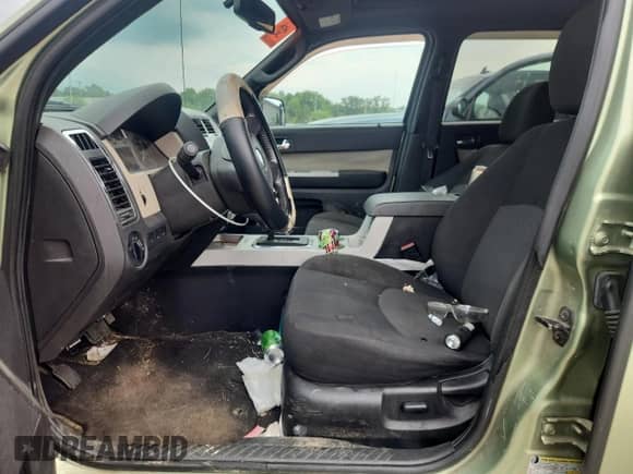 2009 Mercury Mariner с VIN 4M2CU81749KJ17782, выставлен на аукционе Copart как лот 62997815 с пробегом 203 885 миль миль и На запчасти • Non repairable. История ставок и продаж доступна на DreamBid. Изображение 7.