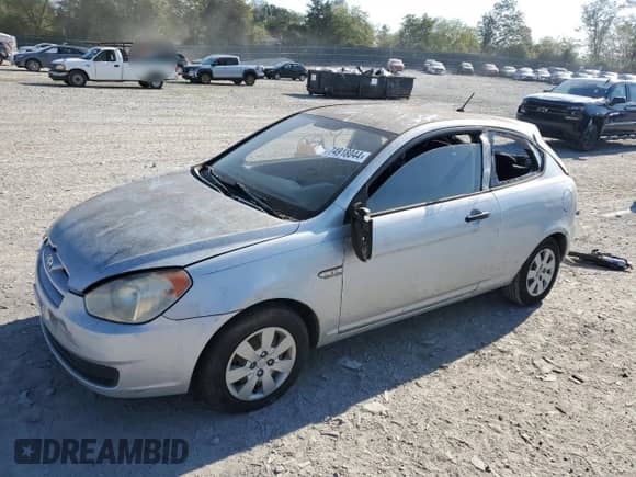 2008 Hyundai Accent GS with VIN KMHCM36C58U066144, listed as a Copart auction lot 74918044 with 177,548 mi miles and Salvage title. Bid and sale history available at DreamBid. Image 1.