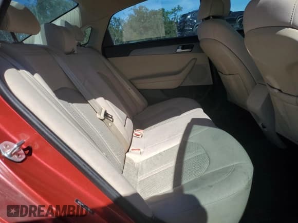 ✅ 2017 Hyundai Sonata SE • VIN: 5NPE24AF7HH500505 • Lot: 92254205. Wystawiony na Copart z przebiegiem 179 433 mil. Bezpłatny archiwum sprzedaży aukcyjnych z USA i szczegółowy raport historii pojazdu na DreamBid. Zdjęcie 10.