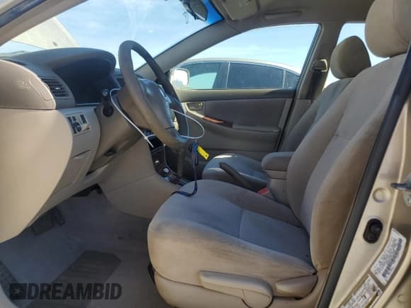 ✅ 2005 Toyota Corolla LE • VIN: 1NXBR32E25Z508250 • Lot: 90726795. Listed on Copart with 299,999 mi. Free auction sales archive from the USA and detailed vehicle history report at DreamBid. Image 7.