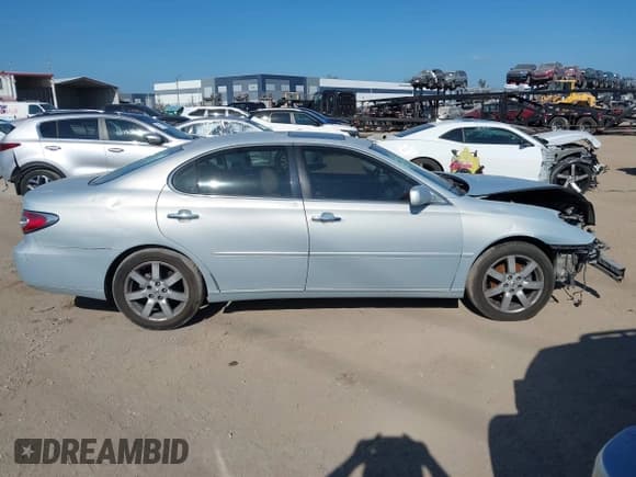 ✅ 2004 Lexus ES 350 • VIN: JTHBA30G345039693 • Лот: 43790699. Опубликован ранее на IAAI с пробегом 243 018 миль. Бесплатный доступ к архиву аукционных продаж из США и подробный отчёт об истории автомобиля на DreamBid. Изображение 14.