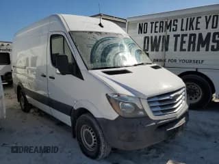 ✅ 2018 Freightliner Sprinter Cargo • VIN: WDYPE7CD7JP616380 • Lot: 77013644. Wystawiony na Copart z przebiegiem 194 981 mil. Bezpłatny archiwum sprzedaży aukcyjnych z USA i szczegółowy raport historii pojazdu na DreamBid. Zdjęcie 4.