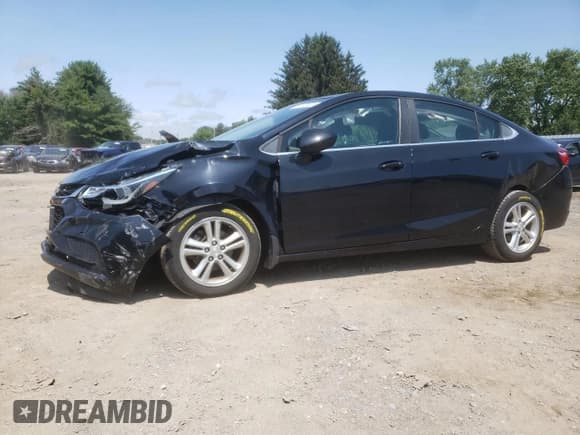✅ 2017 Chevrolet Cruze LT • VIN: 1G1BE5SMXH7202167 • Lot: 61183183. Listed on Copart with 74,151 mi. Free auction sales archive from the USA and detailed vehicle history report at DreamBid. Image 1.