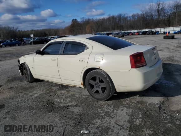 ✅ 2008 Dodge Charger • VIN: 2B3KA43G28H239757 • Лот: 84720444. Размещён на Copart с пробегом 229 004 миль миль. Получите бесплатный доступ к архиву аукционных продаж из США и посмотрите подробный отчёт об истории автомобиля на DreamBid. Изображение 2.