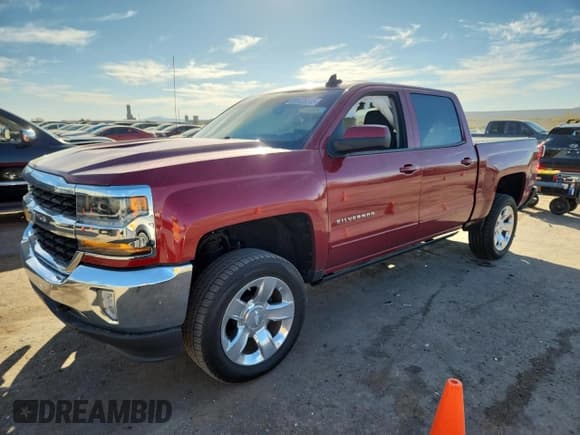 ✅ 2018 Chevrolet Silverado 1500 LT • VIN: 3GCUKRER5JG273150 • Lot: 91425245. Listed on Copart with 72,650 mi. Free auction sales archive from the USA and detailed vehicle history report at DreamBid. Image 1.