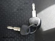 ✅ 2008 Hyundai Accent GS • VIN: KMHCM36C88U059589 • Лот: 42288477. Опубликован ранее на IAAI с пробегом 123 400 миль. Бесплатный доступ к архиву аукционных продаж из США и подробный отчёт об истории автомобиля на DreamBid. Изображение 11.