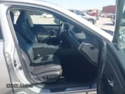 ✅ 2020 Lexus ES 350 Ultra Luxury • VIN: 58ACZ1B1XLU082075 • Lot: 42872222. Wystawiony na IAAI z przebiegiem 22 024 mil. Bezpłatny archiwum sprzedaży aukcyjnych z USA i szczegółowy raport historii pojazdu na DreamBid. Zdjęcie 5.