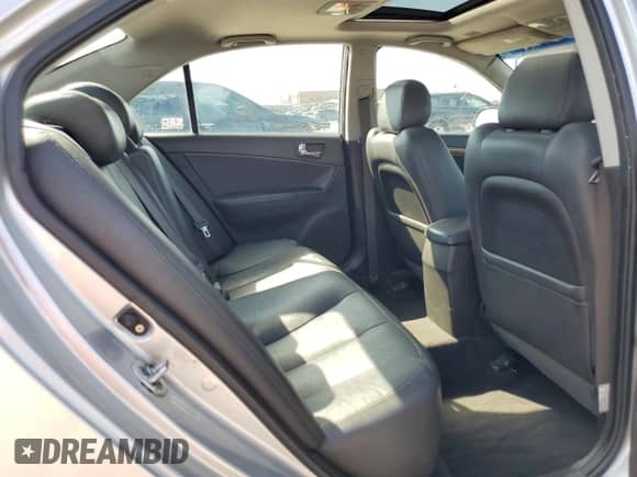 2009 Hyundai Sonata Limited with VIN 5NPEU46F39H435737, listed as a Copart auction lot 72514914 with 173,758 mi miles and Salvage title. Bid and sale history available at DreamBid. Image 10.