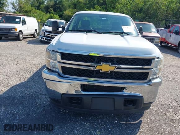 ✅ 2012 Chevrolet Silverado 2500HD Work Truck • VIN: 1GC0CVCG0CF113154 • Лот: 43198602. Опубликован ранее на IAAI с пробегом 125 900 миль. Бесплатный доступ к архиву аукционных продаж из США и подробный отчёт об истории автомобиля на DreamBid. Изображение 6.