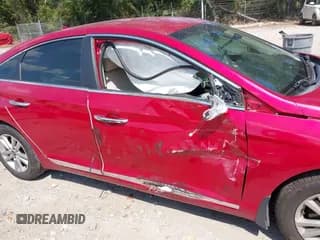 ✅ 2017 Hyundai Sonata 2.4L • VIN: 5NPE24AF2HH439581 • Лот: 43233625. Опубликован ранее на IAAI с пробегом 135 000 миль. Бесплатный доступ к архиву аукционных продаж из США и подробный отчёт об истории автомобиля на DreamBid. Изображение 6.