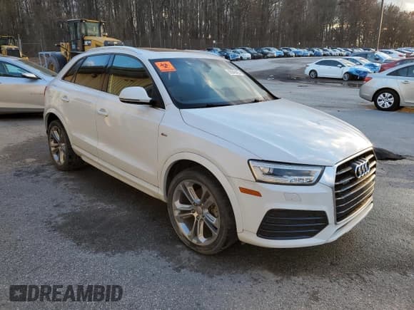 ✅ 2017 Audi Q3 Prestige • VIN: WA1GCCFS0HR001103 • Lot: 92045425. Listed on Copart with 175,568 mi. Free auction sales archive from the USA and detailed vehicle history report at DreamBid. Image 4.