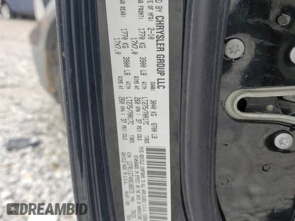 2010 Dodge 1500 Laramie z VIN 1D7RV1GT4AS186572, wystawiony jako Copart lot #51279975 z przebiegiem 189 093 mil mil oraz Szkoda całkowita • Salvage title. Historia ofert i sprzedaży dostępna na DreamBid. Obrazek 12.