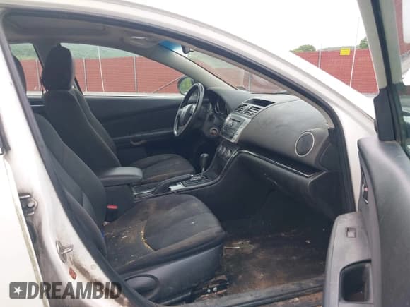 ✅ 2011 Mazda 6 i Touring • VIN: 1YVHZ8CH3B5M16942 • Lot: 42348573. Listed on IAAI with 240,098 mi. Free auction sales archive from the USA and detailed vehicle history report at DreamBid. Image 5.