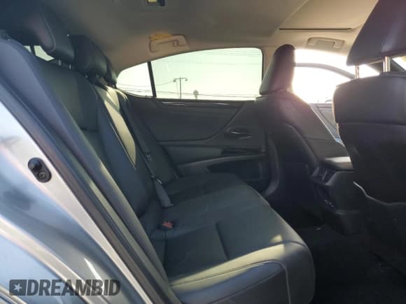 ✅ 2024 Lexus ES 350 • VIN: 58ACZ1B17RU171241 • Лот: 90312675. Опубликован ранее на Copart с пробегом 22 360 миль. Бесплатный доступ к архиву аукционных продаж из США и подробный отчёт об истории автомобиля на DreamBid. Изображение 10.