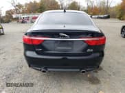 ✅ 2017 Jaguar XF 35t R-Sport • VIN: SAJBL4BV1HCY31583 • Lot: 78456784. Wystawiony na Copart z przebiegiem 57 454 mil. Bezpłatny archiwum sprzedaży aukcyjnych z USA i szczegółowy raport historii pojazdu na DreamBid. Zdjęcie 6.