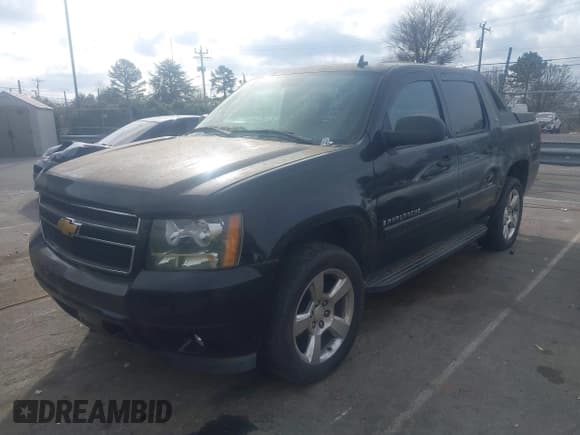 ✅ 2007 Chevrolet Avalanche LS • VIN: 3GNEC12J97G312887 • Lot: 43787976. Listed on IAAI with 179,711 mi. Free auction sales archive from the USA and detailed vehicle history report at DreamBid. Image 2.
