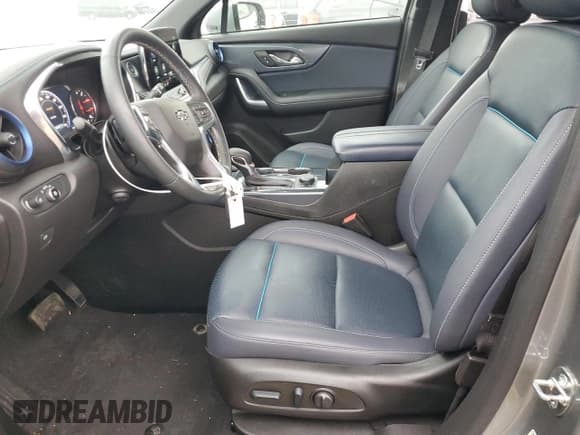 ✅ 2023 Chevrolet Blazer RS • VIN: 3GNKBKRS1PS153239 • Lot: 91581825. Wystawiony na Copart z przebiegiem 31 094 mil. Bezpłatny archiwum sprzedaży aukcyjnych z USA i szczegółowy raport historii pojazdu na DreamBid. Zdjęcie 7.