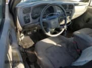 ✅ 2003 Chevrolet S-10 LS • VIN: 1GCCS19H538272863 • Lot: 92825525. Listed on Copart with 194,982 mi. Free auction sales archive from the USA and detailed vehicle history report at DreamBid. Image 8.