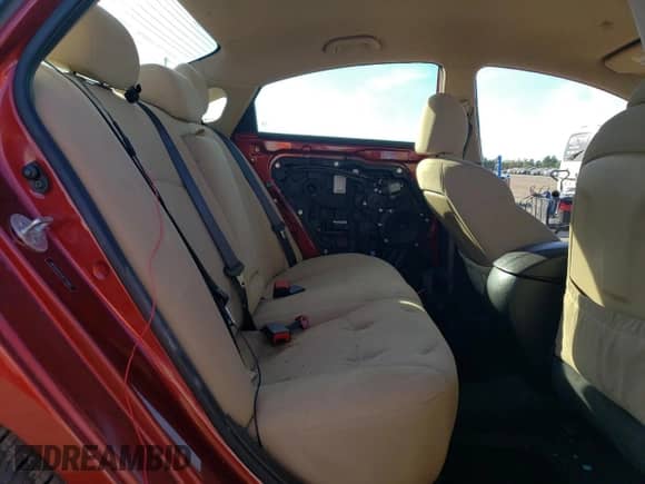 2013 Hyundai Sonata GLS z VIN 5NPEB4AC1DH774685, wystawiony jako Copart lot #84818585 z przebiegiem 77 614 mil mil oraz Szkoda całkowita • Salvage title. Historia ofert i sprzedaży dostępna na DreamBid. Obrazek 10.