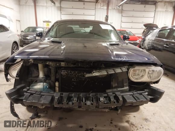 ✅ 2014 Dodge Challenger SXT • VIN: 2C3CDYAGXEH284224 • Lot: 41526460. Wystawiony na IAAI z przebiegiem 134 196 mil. Bezpłatny archiwum sprzedaży aukcyjnych z USA i szczegółowy raport historii pojazdu na DreamBid. Zdjęcie 13.