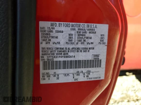 ✅ 2000 Ford F-350 XL • VIN: 1FTSX31F0YEB82614 • Lot: 42646525. Wystawiony na Copart z przebiegiem 172 112 mil. Bezpłatny archiwum sprzedaży aukcyjnych z USA i szczegółowy raport historii pojazdu na DreamBid. Zdjęcie 12.