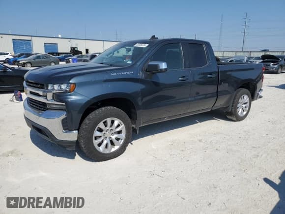 ✅ 2020 Chevrolet Silverado 1500 LT • VIN: 1GCRWCED2LZ162148 • Lot: 68506474. Wystawiony na Copart z przebiegiem 150 966 mil. Bezpłatny archiwum sprzedaży aukcyjnych z USA i szczegółowy raport historii pojazdu na DreamBid. Zdjęcie 1.