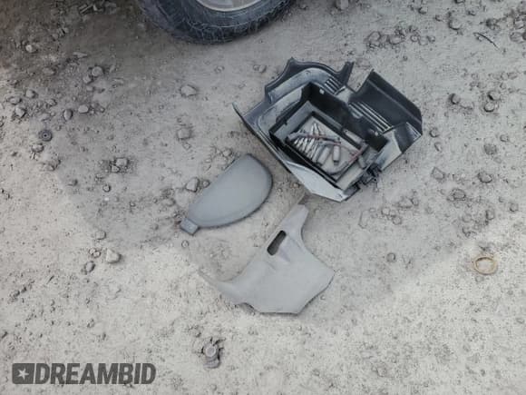 ✅ 2008 Chevrolet Silverado 1500 2LT • VIN: 2GCEC19Y981249814 • Lot: 49619235. Wystawiony na Copart z przebiegiem 179 557 mil. Bezpłatny archiwum sprzedaży aukcyjnych z USA i szczegółowy raport historii pojazdu na DreamBid. Zdjęcie 14.