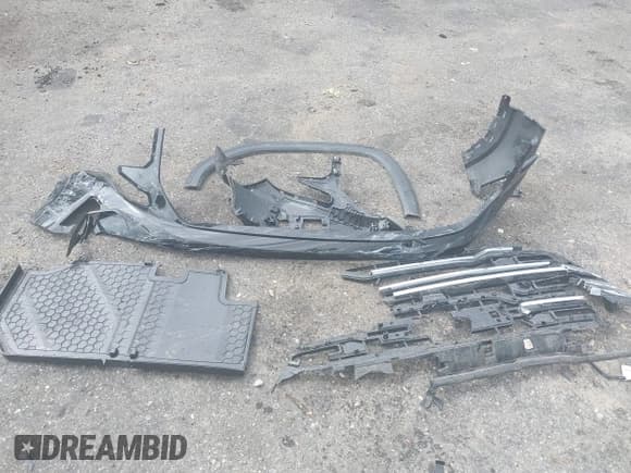 ✅ 2024 GMC Sierra 1500 SLT • VIN: 3GTUUDE88RG260117 • Лот: 42828038. Опубликован ранее на IAAI с пробегом Не указан. Бесплатный доступ к архиву аукционных продаж из США и подробный отчёт об истории автомобиля на DreamBid. Изображение 12.