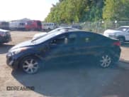 ✅ 2012 Hyundai Elantra GLS • VIN: KMHDH4AE1CU355232 • Лот: 43339544. Опубликован ранее на IAAI с пробегом 184 757 миль. Бесплатный доступ к архиву аукционных продаж из США и подробный отчёт об истории автомобиля на DreamBid. Изображение 14.