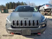 ✅ 2014 Jeep Cherokee Trailhawk • VIN: 1C4PJMBS5EW163278 • Lot: 93618155. Wystawiony na Copart z przebiegiem 145 412 mil. Bezpłatny archiwum sprzedaży aukcyjnych z USA i szczegółowy raport historii pojazdu na DreamBid. Zdjęcie 5.