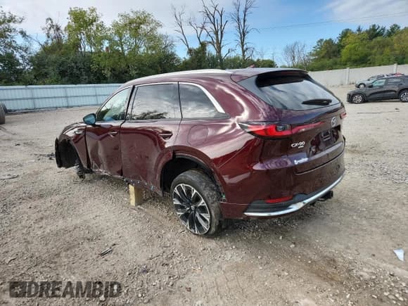 ✅ 2024 Mazda CX-90 S Premium • VIN: JM3KKDHC2R1135911 • Lot: 84242535. Listed on Copart with 32,614 mi. Free auction sales archive from the USA and detailed vehicle history report at DreamBid. Image 2.