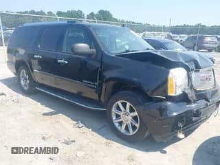 ✅ 2009 GMC Yukon XL • VIN: 1GKFC06289R255762 • Lot: 43218317. Wystawiony na IAAI z przebiegiem 219 429 mil. Bezpłatny archiwum sprzedaży aukcyjnych z USA i szczegółowy raport historii pojazdu na DreamBid. Zdjęcie 1.