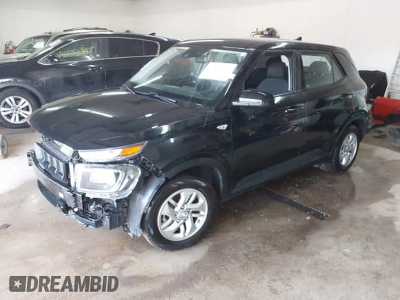 ✅ 2021 Hyundai Venue SE • VIN: KMHRB8A38MU067349 • Lot: 41554295. Listed on IAAI with 72,492 mi. Free auction sales archive from the USA and detailed vehicle history report at DreamBid. Image 2.