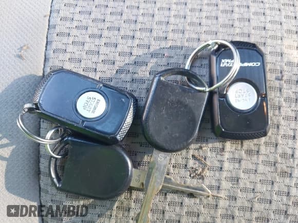 ✅ 2010 Ford F-150 XL • VIN: 1FTFX1EV4AKE16414 • Lot: 43604545. Wystawiony na IAAI z przebiegiem 127 826 mil. Bezpłatny archiwum sprzedaży aukcyjnych z USA i szczegółowy raport historii pojazdu na DreamBid. Zdjęcie 11.