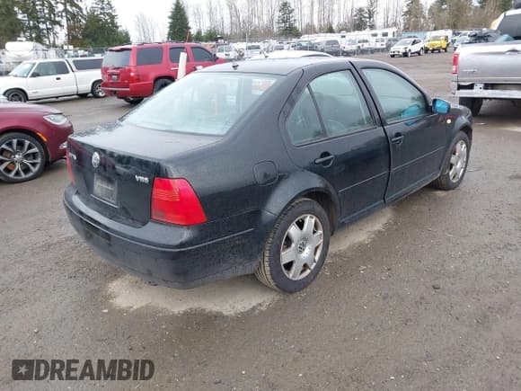 ✅ 2000 Volkswagen Jetta GLS • VIN: 3VWSE29M2YM019344 • Lot: 41503039. Listed on IAAI with Not provided. Free auction sales archive from the USA and detailed vehicle history report at DreamBid. Image 4.