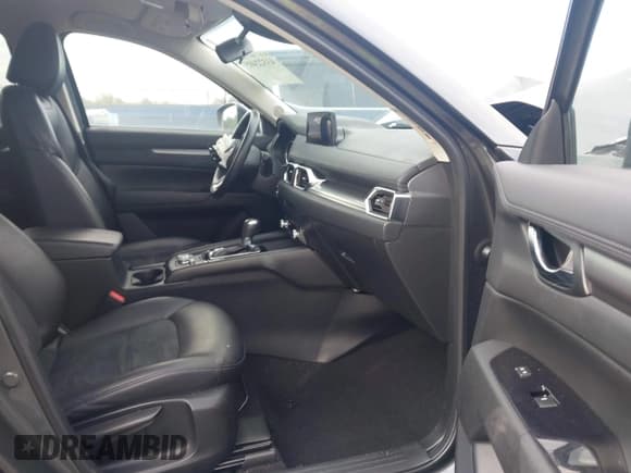 ✅ 2021 Mazda CX-5 Touring • VIN: JM3KFBCM7M0496218 • Lot: 43322405. Wystawiony na IAAI z przebiegiem 61 558 mil. Bezpłatny archiwum sprzedaży aukcyjnych z USA i szczegółowy raport historii pojazdu na DreamBid. Zdjęcie 5.