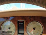 ✅ 1999 Bentley Arnage • VIN: SCBLB51E1XCX01401 • Lot: 42133144. Wystawiony na IAAI z przebiegiem 29 699 mil. Bezpłatny archiwum sprzedaży aukcyjnych z USA i szczegółowy raport historii pojazdu na DreamBid. Zdjęcie 7.