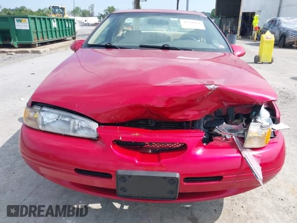 ✅ 1997 Ford Thunderbird LX • VIN: 1FALP624XVH151499 • Лот: 42791151. Опубликован ранее на IAAI с пробегом 68 565 миль. Бесплатный доступ к архиву аукционных продаж из США и подробный отчёт об истории автомобиля на DreamBid. Изображение 6.