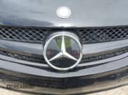 ✅ 2007 Mercedes-Benz SL 550 • VIN: WDBSK71F67F124018 • Lot: 42576959. Wystawiony na IAAI z przebiegiem 83 401 mil. Bezpłatny archiwum sprzedaży aukcyjnych z USA i szczegółowy raport historii pojazdu na DreamBid. Zdjęcie 6.