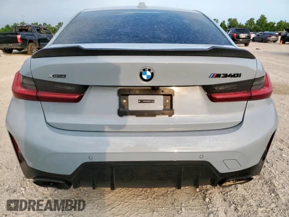 ✅ 2025 BMW 3 Series M340i xDrive • VIN: 3MW69FT09S8F23988 • Lot: 57566395. Listed on Copart with 3,644 mi. Free auction sales archive from the USA and detailed vehicle history report at DreamBid. Image 6.