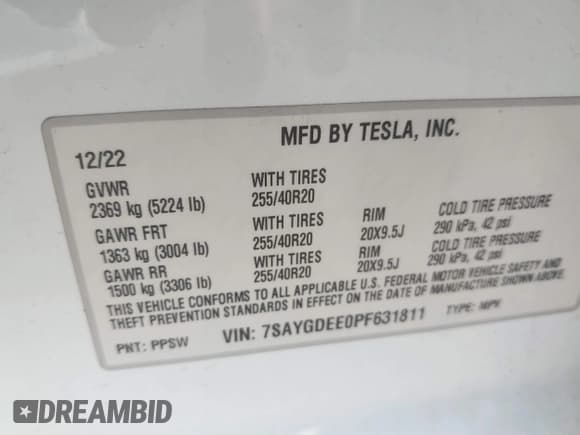 ✅ 2023 Tesla Model Y Long Range • VIN: 7SAYGDEE0PF631811 • Lot: 41400620. Wystawiony na IAAI z przebiegiem 81 358 mil. Bezpłatny archiwum sprzedaży aukcyjnych z USA i szczegółowy raport historii pojazdu na DreamBid. Zdjęcie 9.