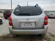 2005 Hyundai Tucson GL z VIN KM8JM12B85U101120, wystawiony jako Copart lot #81609074 z przebiegiem 181 914 mil mil oraz Szkoda całkowita • Salvage title. Historia ofert i sprzedaży dostępna na DreamBid. Obrazek 6.