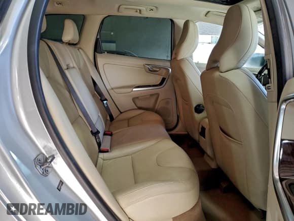 ✅ 2014 Volvo XC60 3.2L • VIN: YV4952DZ2E2550466 • Lot: 95534115. Listed on Copart with 91,522 mi. Free auction sales archive from the USA and detailed vehicle history report at DreamBid. Image 11.